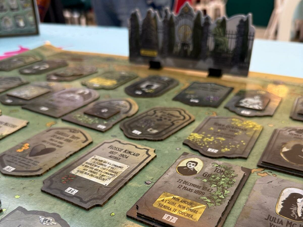 Dos de la Boîte du jeu Les secrets de Warden Keene